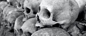Read more about the article Meaning of “Let the Dead Bury the Dead”